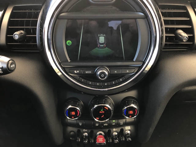 fotoG 15 del MINI MINI 5 Puertas Cooper 100 kW (136 CV) 136cv Gasolina del 2019 en Madrid