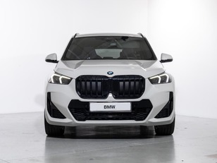 Fotos de BMW X1 sDrive18d color Blanco. Año 2024. 110KW(150CV). Diésel. En concesionario Oliva Motor Girona de Girona