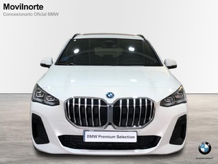 Fotos de BMW Serie 2 225e Active Tourer color Blanco. Año 2023. 180KW(245CV). Híbrido Electro/Gasolina. En concesionario Movilnorte El Plantio de Madrid