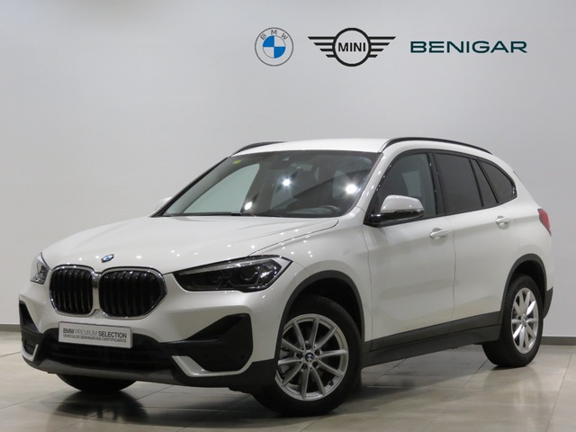 BMW X1 sDrive18d color Blanco. Año 2020. 110KW(150CV). Diésel. En concesionario FINESTRAT Automoviles Fersan, S.A. de Alicante