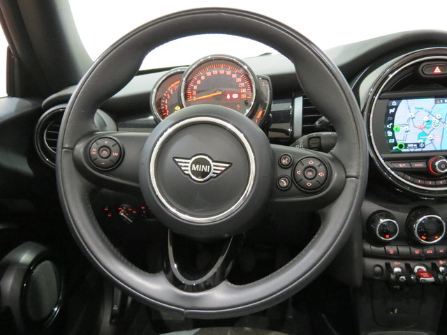 fotoG 13 del MINI MINI Cabrio Cooper 100 kW (136 CV) 136cv Gasolina del 2018 en Alicante