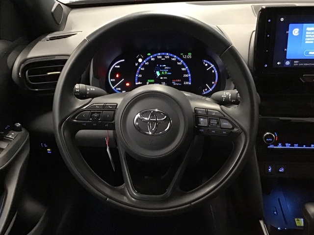 Toyota Yaris Cross 120H Adventure 85 kW (116 CV)