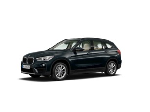 Fotos de BMW X1 sDrive18d color Gris. Año 2016. 110KW(150CV). Diésel. En concesionario Novomóvil Oleiros de Coruña