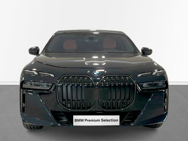 BMW Serie 7 740d color Negro. Año 2024. 220KW(299CV). Diésel. En concesionario Engasa S.A. de Valencia