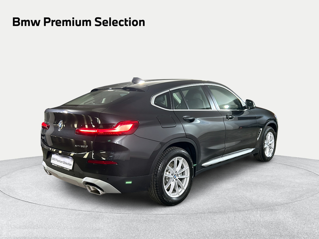 BMW X4 xDrive20d color Gris. Año 2024. 140KW(190CV). Diésel. En concesionario San Pablo Motor | Su Eminencia de Sevilla