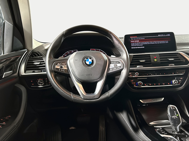 BMW X4 xDrive20d color Gris. Año 2024. 140KW(190CV). Diésel. En concesionario San Pablo Motor | Su Eminencia de Sevilla