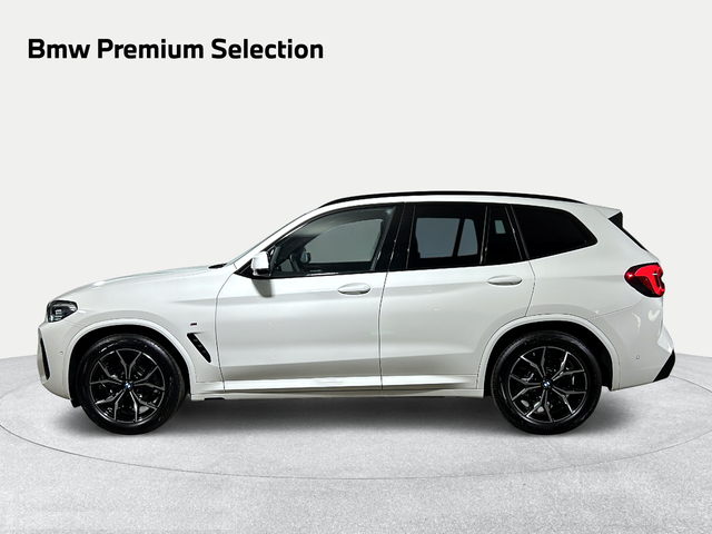 BMW X3 sDrive18d color Blanco. Año 2024. 110KW(150CV). Diésel. En concesionario San Pablo Motor | Su Eminencia de Sevilla