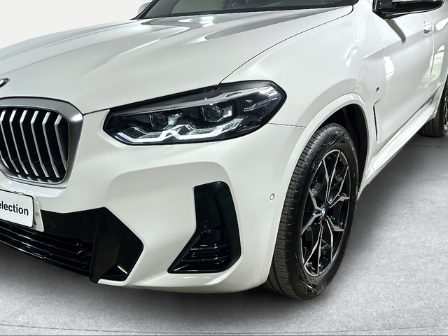 BMW X3 sDrive18d color Blanco. Año 2024. 110KW(150CV). Diésel. En concesionario San Pablo Motor | Su Eminencia de Sevilla