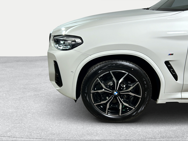 BMW X3 sDrive18d color Blanco. Año 2024. 110KW(150CV). Diésel. En concesionario San Pablo Motor | Su Eminencia de Sevilla