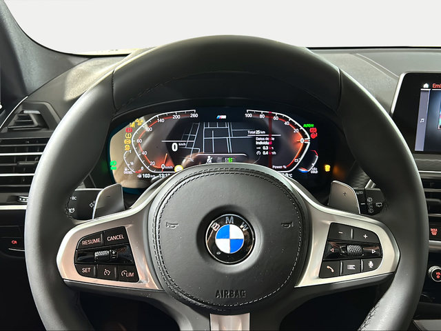 BMW X3 sDrive18d color Blanco. Año 2024. 110KW(150CV). Diésel. En concesionario San Pablo Motor | Su Eminencia de Sevilla