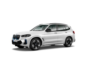 Fotos de BMW iX3 M Sport color Blanco. Año 2024. 210KW(286CV). Eléctrico. En concesionario San Pablo Motor | Su Eminencia de Sevilla