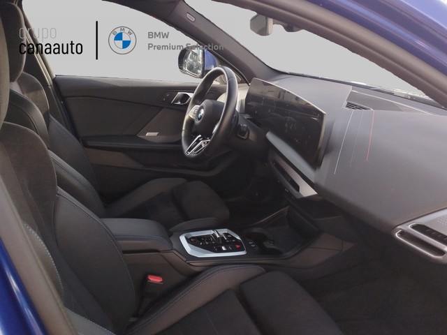 BMW Serie 1 120i color Azul. Año 2024. 125KW(170CV). Gasolina. En concesionario LAS CHAFIRAS de Sta. C. Tenerife