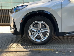 BMW iX1 xDrive30 color Blanco. Año 2024. 230KW(313CV). Eléctrico. En concesionario CARTAGENA PREMIUM S.L. de Murcia