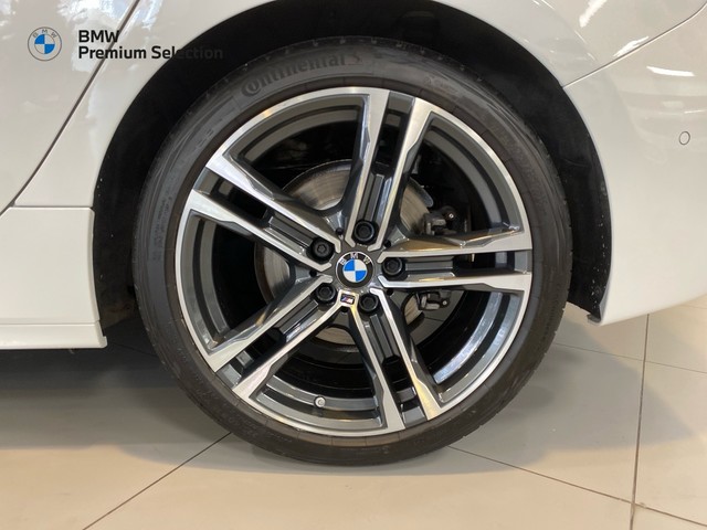 BMW Serie 1 118i color Blanco. Año 2022. 103KW(140CV). Gasolina. En concesionario Marmotor de Las Palmas