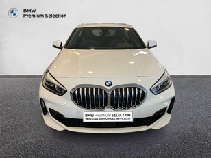 Fotos de BMW Serie 1 118i color Blanco. Año 2022. 103KW(140CV). Gasolina. En concesionario Marmotor de Las Palmas