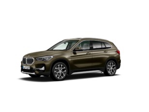 Fotos de BMW X1 sDrive18d color Verde. Año 2020. 110KW(150CV). Diésel. En concesionario BYmyCAR Madrid - Alcalá de Madrid