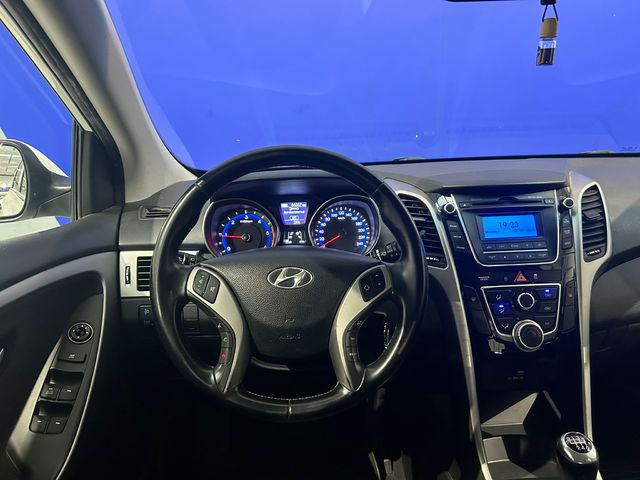 Hyundai i30 1.4 CRDI Tecno 66 kW (90 CV)