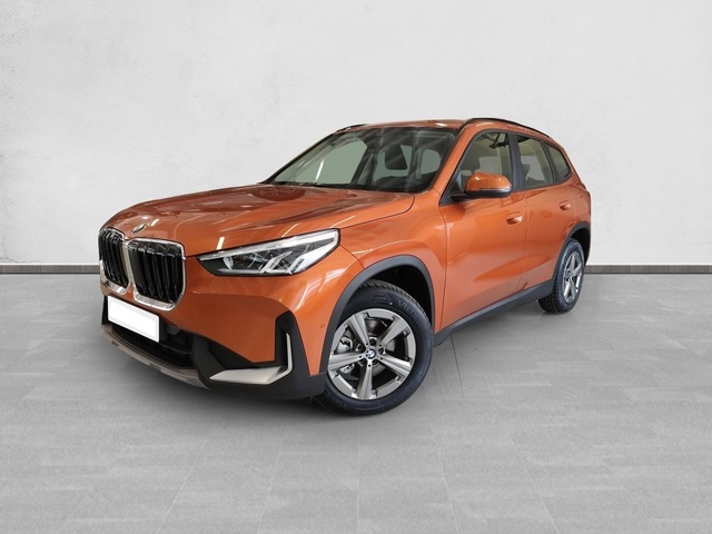 BMW X1 xDrive20d color Naranja. Año 2024. 120KW(163CV). Diésel. En concesionario Enekuri Motor de Vizcaya