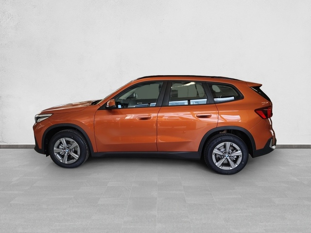 BMW X1 xDrive20d color Naranja. Año 2024. 120KW(163CV). Diésel. En concesionario Enekuri Motor de Vizcaya