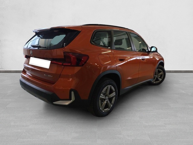 BMW X1 xDrive20d color Naranja. Año 2024. 120KW(163CV). Diésel. En concesionario Enekuri Motor de Vizcaya