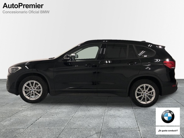 BMW X1 sDrive18i color Negro. Año 2019. 103KW(140CV). Gasolina. En concesionario Auto Premier, S.A. - MADRID de Madrid