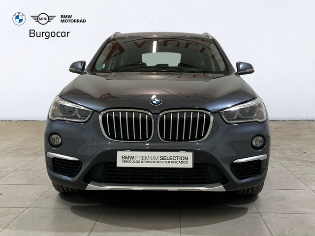 BMW X1 sDrive18d color Gris. Año 2019. 110KW(150CV). Diésel. En concesionario Burgocar (Bmw y Mini) de Burgos