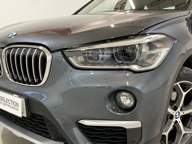 BMW X1 sDrive18d color Gris. Año 2019. 110KW(150CV). Diésel. En concesionario Burgocar (Bmw y Mini) de Burgos