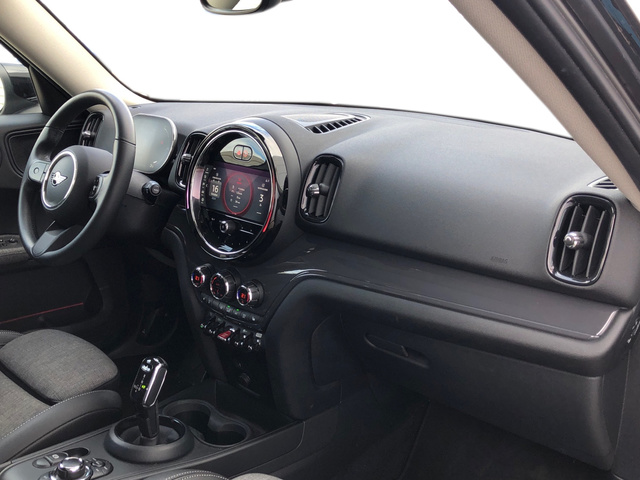 fotoG 7 del MINI MINI Countryman Cooper 100 kW (136 CV) 136cv Gasolina del 2023 en Madrid