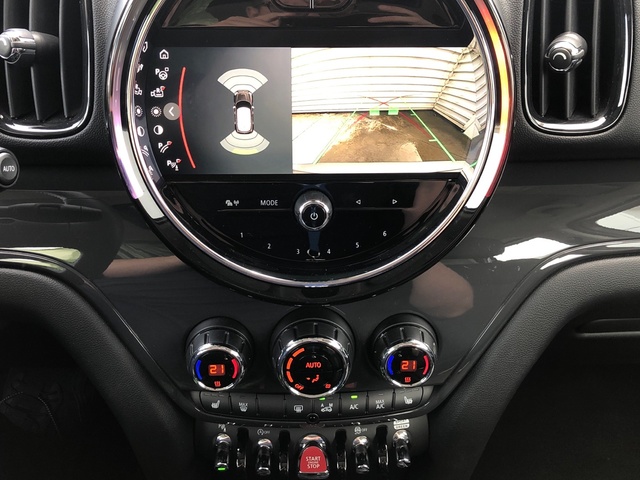 fotoG 15 del MINI MINI Countryman Cooper 100 kW (136 CV) 136cv Gasolina del 2023 en Madrid