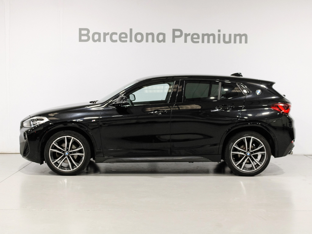 BMW X2 sDrive18i color Negro. Año 2021. 103KW(140CV). Gasolina. En concesionario Barcelona Premium -- GRAN VIA de Barcelona