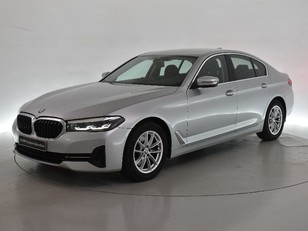 Fotos de BMW Serie 5 520d color Gris Plata. Año 2021. 140KW(190CV). Diésel. En concesionario BYmyCAR Madrid - Alcalá de Madrid