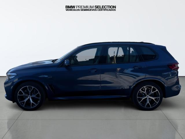 BMW X5 xDrive45e color Azul. Año 2023. 290KW(394CV). Híbrido Electro/Gasolina. En concesionario Automotor Premium Viso - Málaga de Málaga