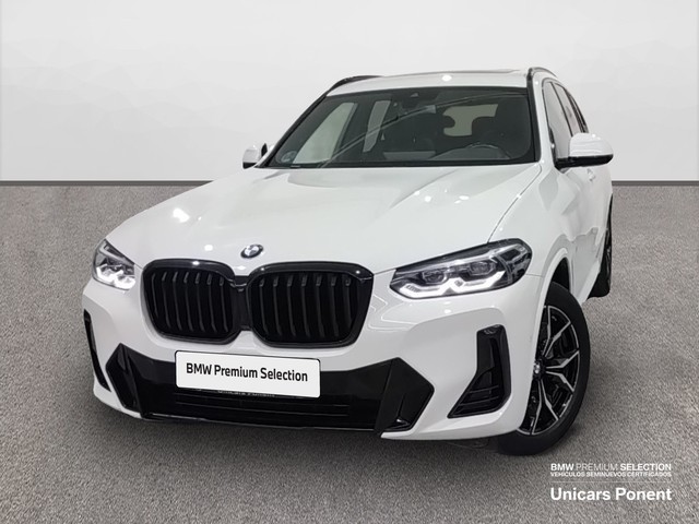 BMW X3 xDrive20d color Blanco. Año 2023. 140KW(190CV). Diésel. En concesionario Unicars Ponent de Lleida