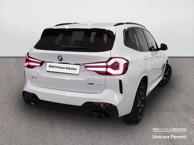 BMW X3 xDrive20d color Blanco. Año 2023. 140KW(190CV). Diésel. En concesionario Unicars Ponent de Lleida