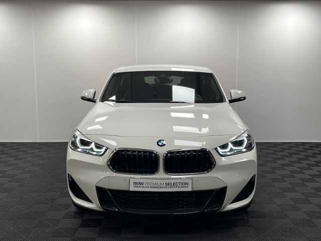 BMW X2 sDrive18d color Blanco. Año 2024. 110KW(150CV). Diésel. En concesionario Maberauto de Castellón