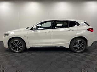 Fotos de BMW X2 sDrive18d color Blanco. Año 2024. 110KW(150CV). Diésel. En concesionario Maberauto de Castellón