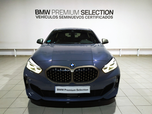 Fotos de BMW Serie 1 M135i color Gris. Año 2021. 225KW(306CV). Gasolina. En concesionario Hispamovil Elche de Alicante