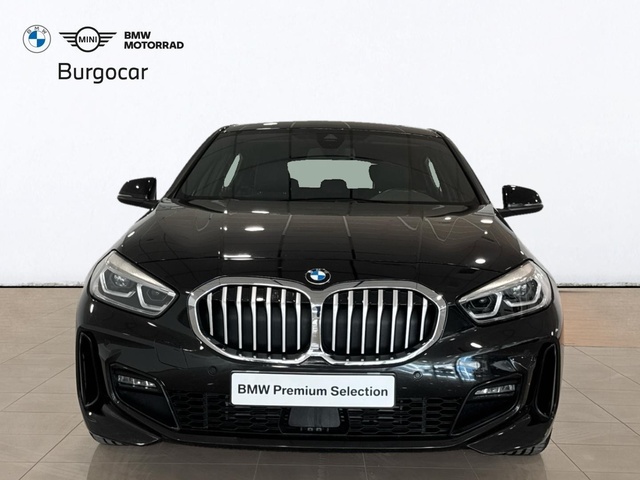 BMW Serie 1 118d color Negro. Año 2023. 110KW(150CV). Diésel. En concesionario Burgocar (Bmw y Mini) de Burgos