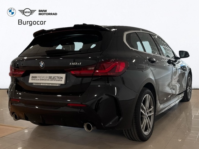BMW Serie 1 118d color Negro. Año 2023. 110KW(150CV). Diésel. En concesionario Burgocar (Bmw y Mini) de Burgos
