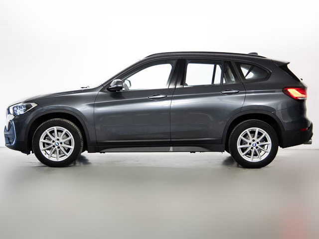 BMW X1 xDrive18d color Gris. Año 2020. 110KW(150CV). Diésel. En concesionario Fuenteolid de Valladolid