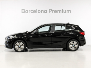 Fotos de BMW Serie 1 116d color Negro. Año 2024. 85KW(116CV). Diésel. En concesionario Barcelona Premium -- GRAN VIA de Barcelona