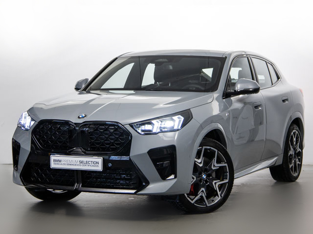 BMW X2 sDrive20i color Gris. Año 2024. 125KW(170CV). Gasolina. En concesionario Fuenteolid de Valladolid