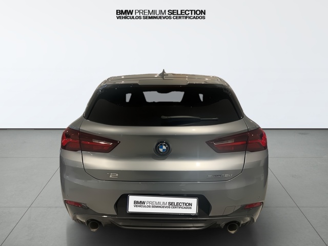 BMW X2 sDrive18d color Gris. Año 2022. 110KW(150CV). Diésel. En concesionario Automotor Premium Viso - Málaga de Málaga