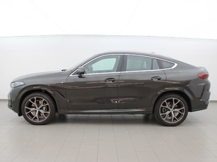 Fotos de BMW X6 xDrive40d color Gris. Año 2024. 259KW(352CV). Diésel. En concesionario Augusta Aragon S.A. de Zaragoza