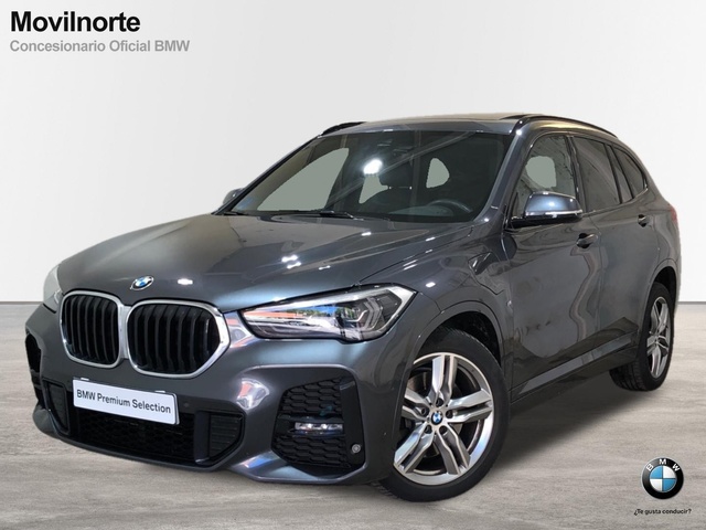 BMW X1 xDrive25e color Gris. Año 2020. 162KW(220CV). Híbrido Electro/Gasolina. En concesionario Movilnorte El Plantio de Madrid