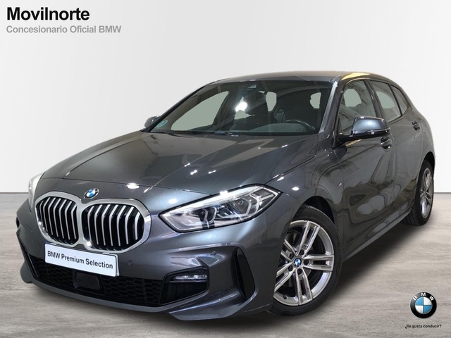 BMW Serie 1 118i color Gris. Año 2021. 103KW(140CV). Gasolina. En concesionario Movilnorte El Carralero de Madrid