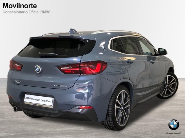 BMW X2 xDrive25e color Gris. Año 2020. 162KW(220CV). Híbrido Electro/Gasolina. En concesionario Movilnorte El Carralero de Madrid