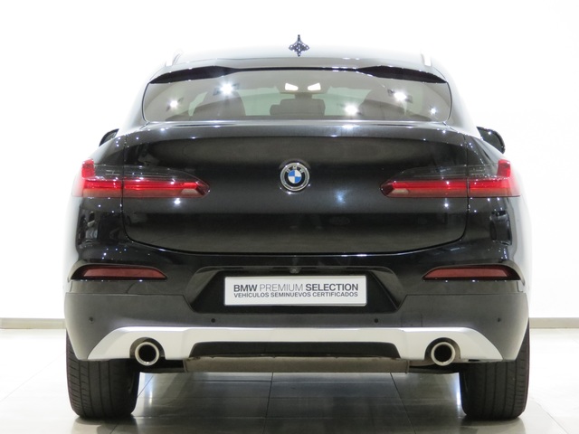 BMW X4 xDrive20i color Negro. Año 2020. 135KW(184CV). Gasolina. En concesionario GANDIA Automoviles Fersan, S.A. de Valencia