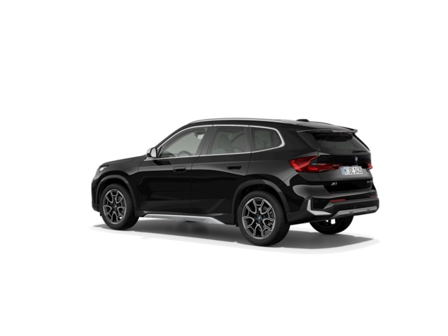 BMW X1 sDrive18d color Negro. Año 2022. 110KW(150CV). Diésel. En concesionario Adler Motor S.L. TOLEDO de Toledo