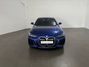 Fotos de BMW i4 eDrive40 color Azul. Año 2022. 250KW(340CV). Eléctrico. En concesionario Amiocar S.A. de Coruña